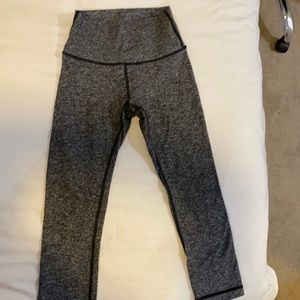 Lululemon Wunder under high rise 7/8 tight size 4